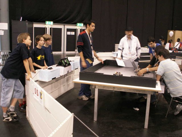 033RobocupTHW150606